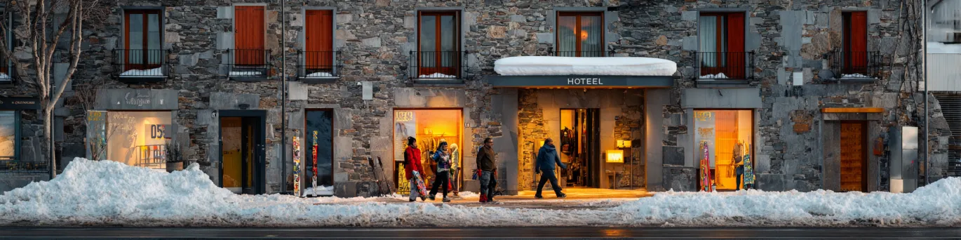 Panorama d’hébergements pas chers en Andorre, proches des pistes de ski et des boutiques pour un séjour confort